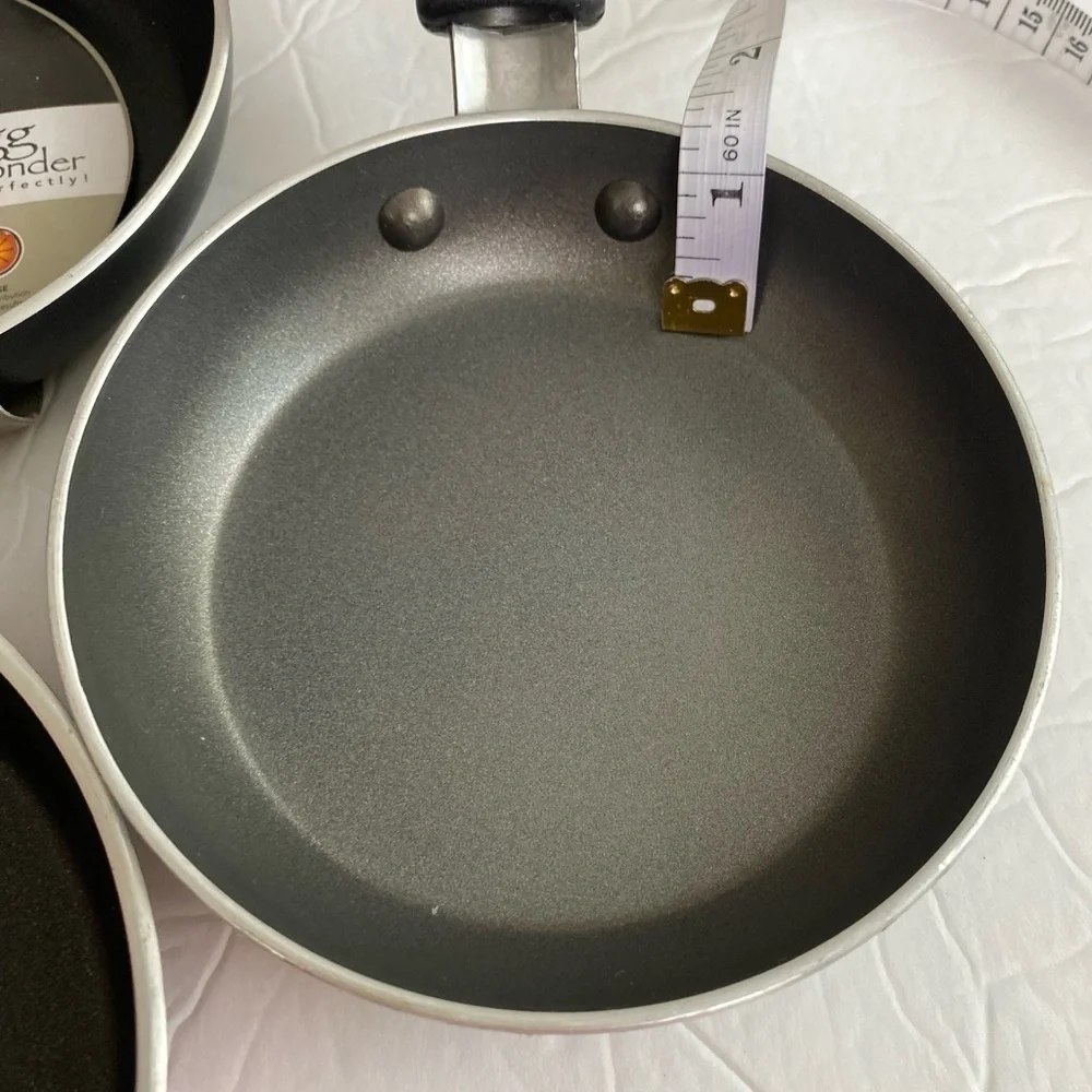 Set of 3 mini pans
